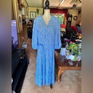 NWT Glamorous Curve blue floral wrap maxi dress